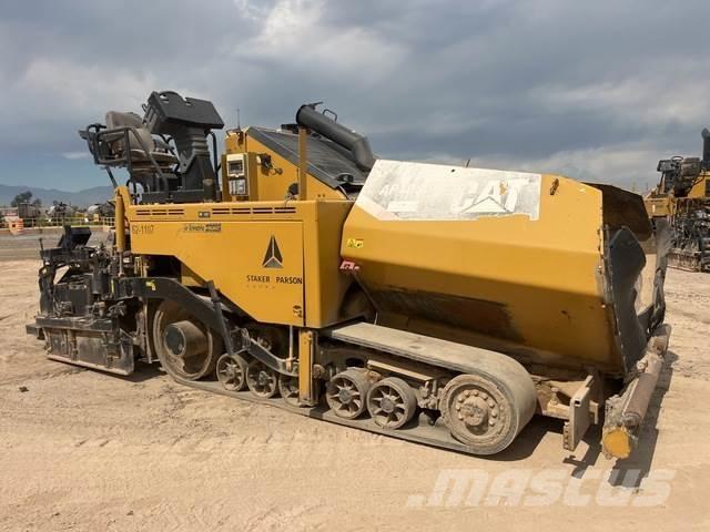 CAT AP1055E 沥青摊铺机