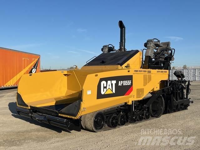 CAT AP1055F 沥青摊铺机