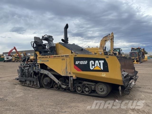CAT AP1055F 沥青摊铺机