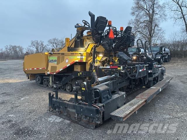 CAT AP1055F 沥青摊铺机