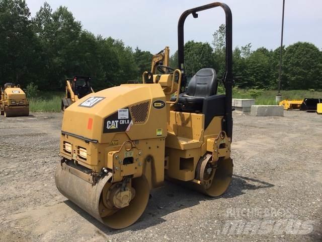 CAT CB1.8 双轮压路机