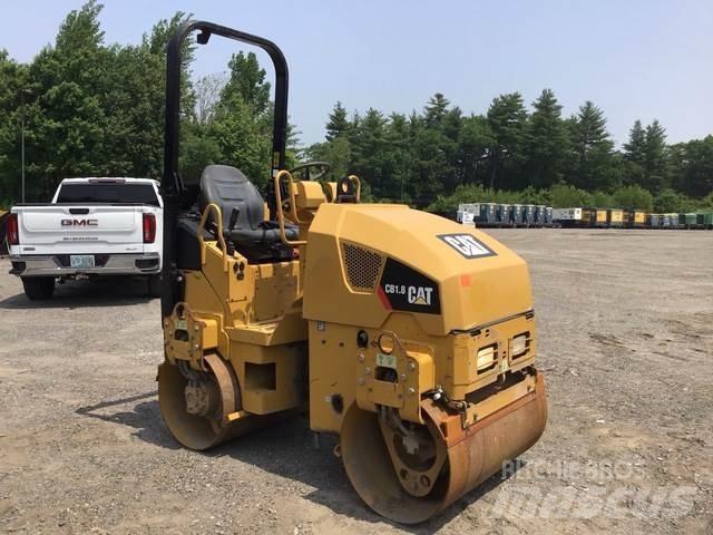CAT CB1.8 双轮压路机