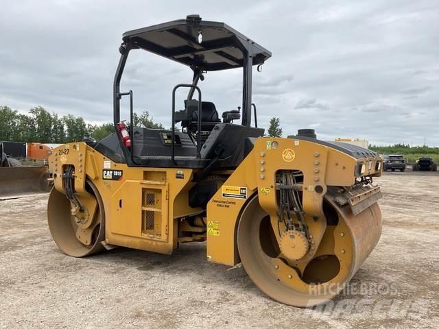 CAT CB10 双轮压路机