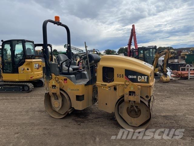 CAT CB34B 双轮压路机