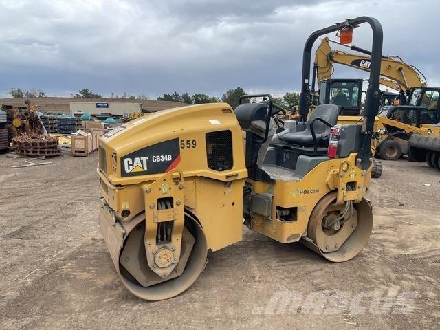 CAT CB34B 双轮压路机