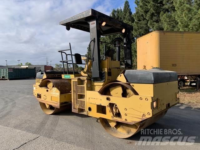 CAT CB534 双轮压路机