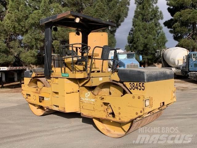 CAT CB534 双轮压路机