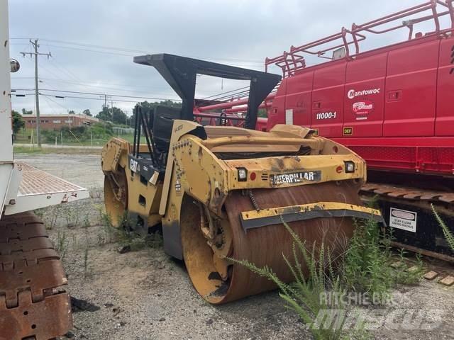 CAT CB54 双轮压路机