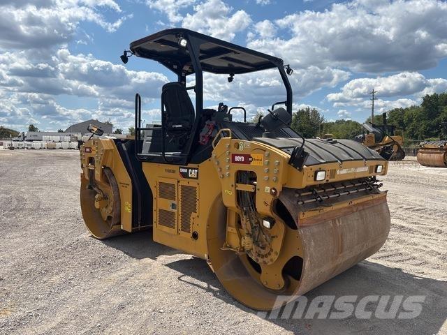 CAT CB66B 双轮压路机