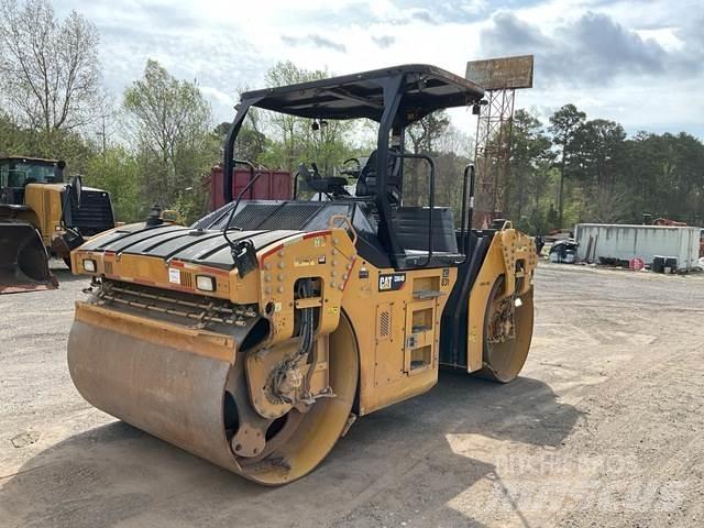 CAT CG64B 双轮压路机