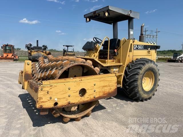 CAT CP-563C 单轮压路机
