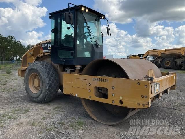 CAT CS54B 单轮压路机