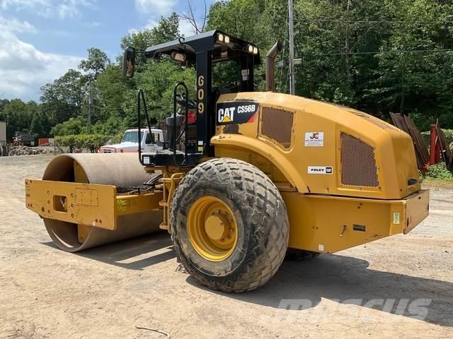 CAT CS56B 单轮压路机