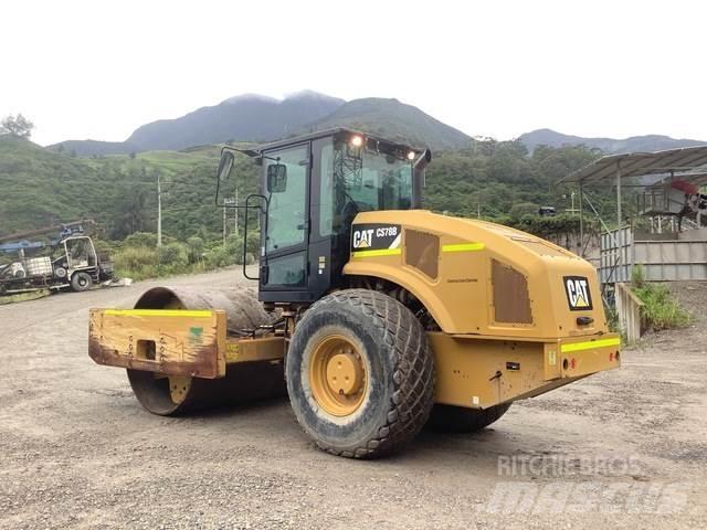 CAT CS78B 单轮压路机