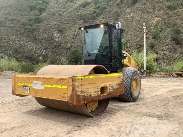 CAT CS78B 单轮压路机