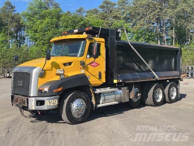 CAT CT660S 自卸式货车