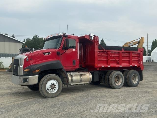 CAT CT660S 自卸式货车