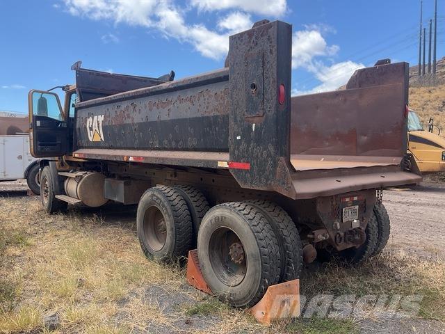 CAT CT660S 自卸式货车