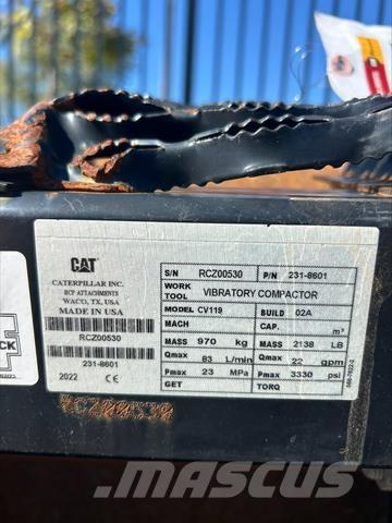 CAT CV119 拖式振动压路机