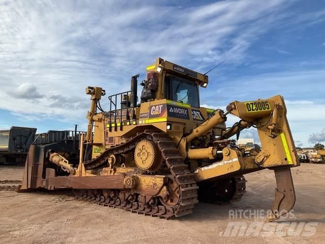 CAT D10T 履带式推土机