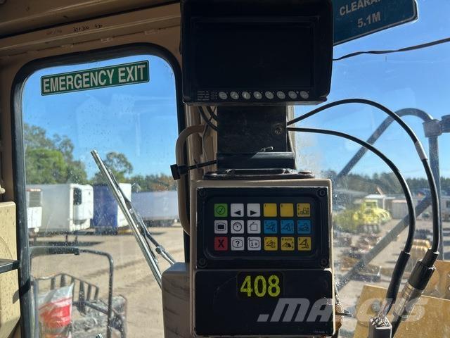 CAT D11R 履带式推土机