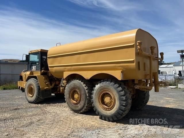 CAT D250E 水罐车
