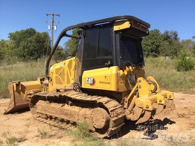 CAT D3 履带式推土机