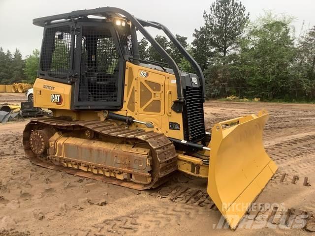 CAT D3 履带式推土机