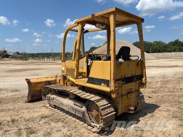 CAT D4C 履带式推土机