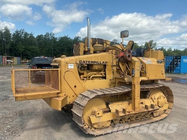 CAT D4E 20 铺管机