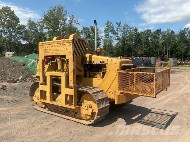 CAT D4E 20 铺管机