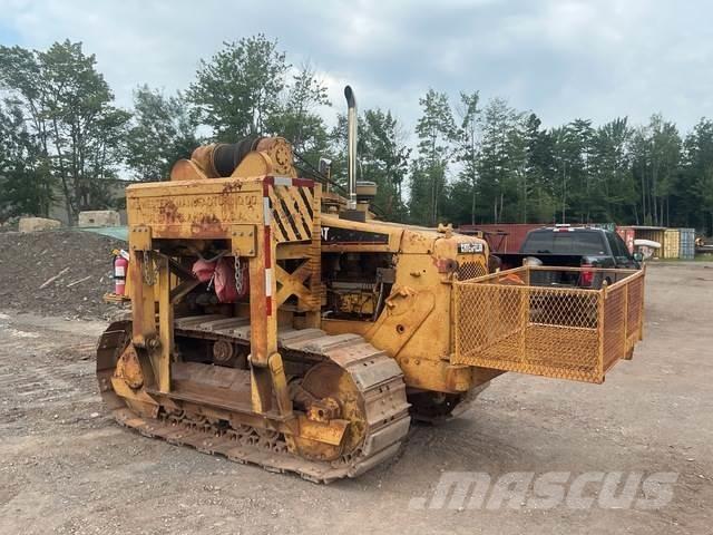 CAT D4E 20 铺管机