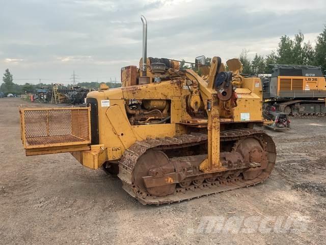 CAT D4E 20 铺管机