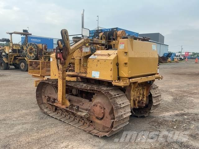 CAT D4E 20 铺管机