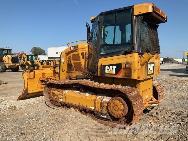 CAT D5K2 XL 履带式推土机