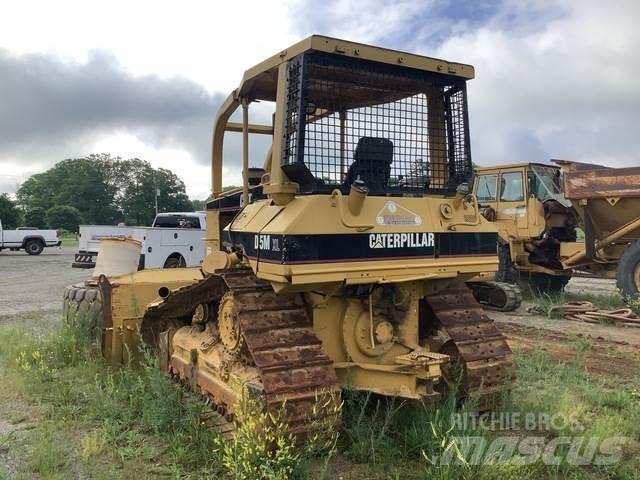 CAT D5M XL 履带式推土机