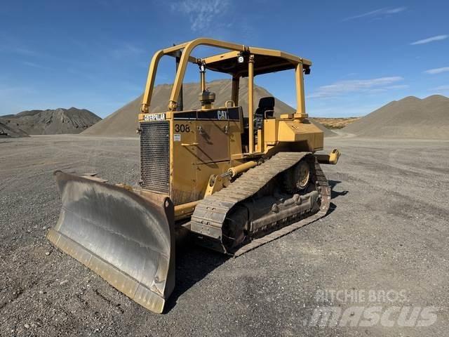 CAT D5M XL 履带式推土机