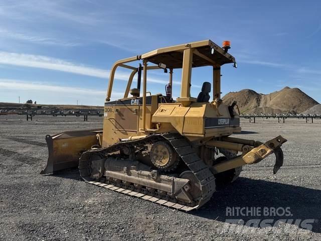 CAT D5M XL 履带式推土机