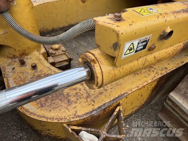CAT D6N LGP 履带式推土机