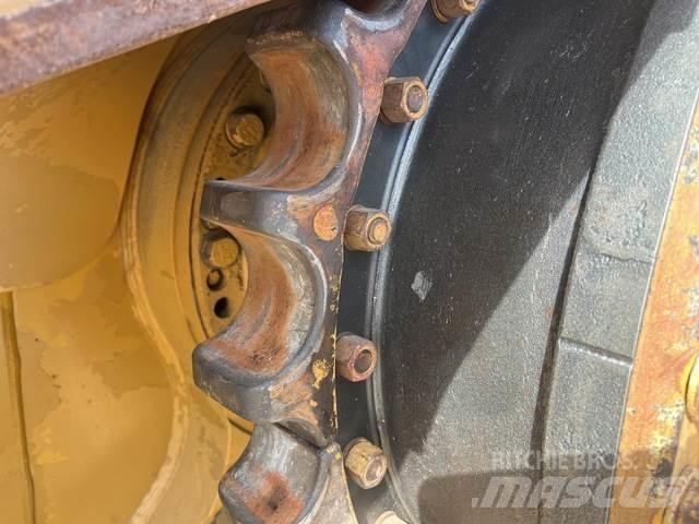 CAT D6R 履带式推土机