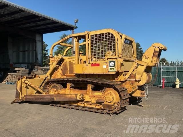 CAT D7 履带式推土机