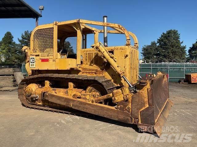 CAT D7 履带式推土机