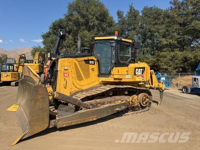 CAT D7E 履带式推土机