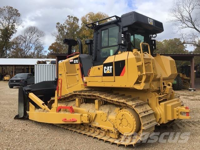 CAT D7E 履带式推土机