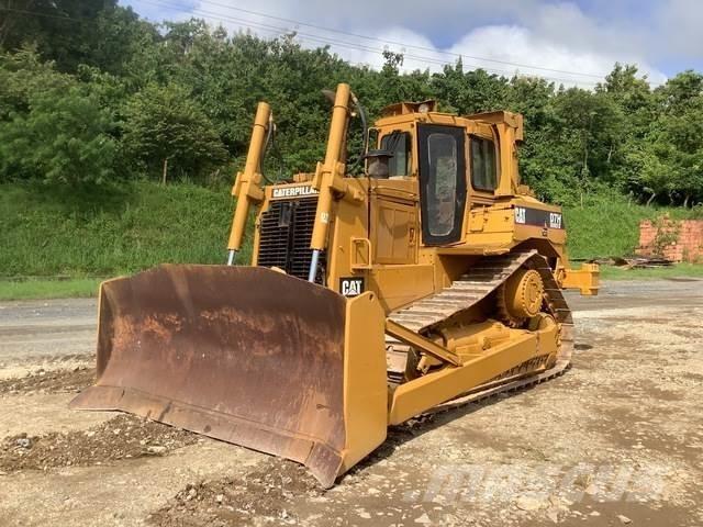 CAT D7H 履带式推土机