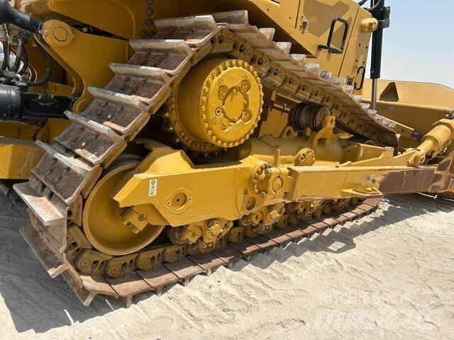 CAT D8 履带式推土机