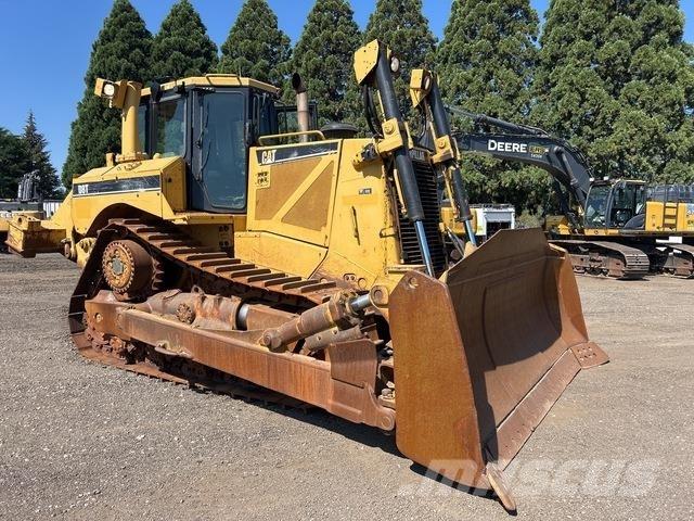 CAT D8T 履带式推土机