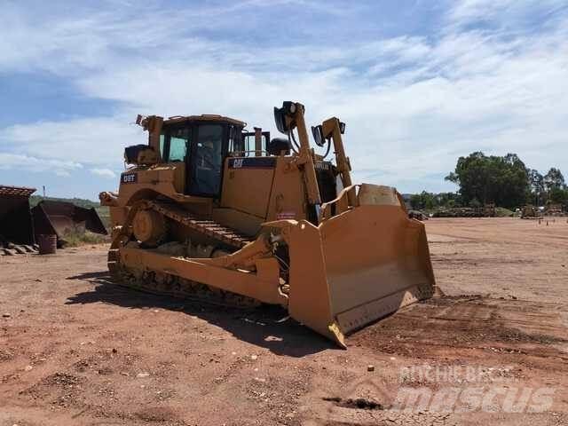 CAT D8T 履带式推土机