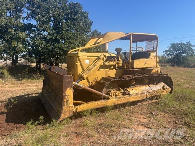 CAT D9G 履带式推土机
