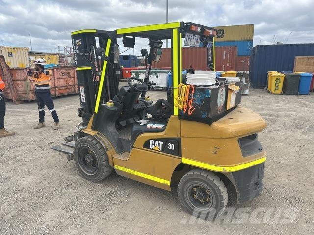 CAT DP30NT 其他叉车